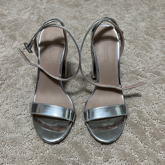 ASOS Block Heels - Picture 2 of 8